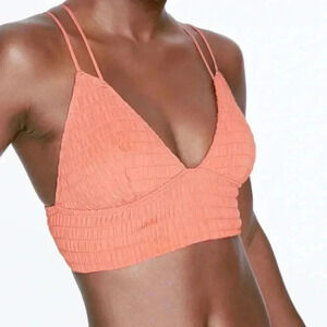 🆕PINK SMOCKED TRIANGLE CORAL BRALETTE L🆕